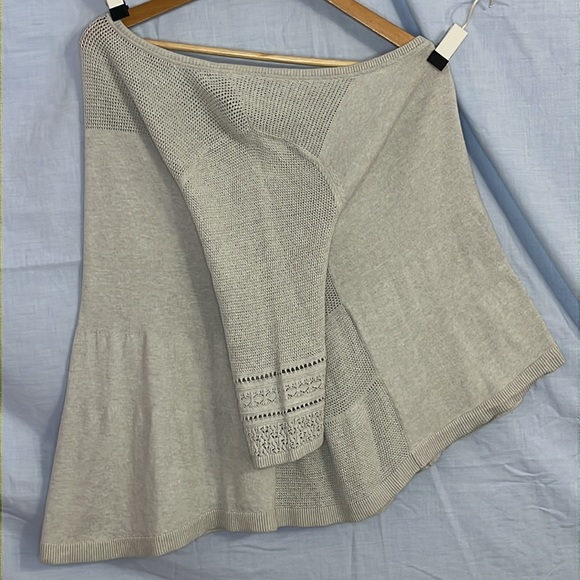 Torrid Light Gray Pointelle Stitch Babydoll Lightweight Summer Sweater in 2 (2X) - Picture 5 of 16